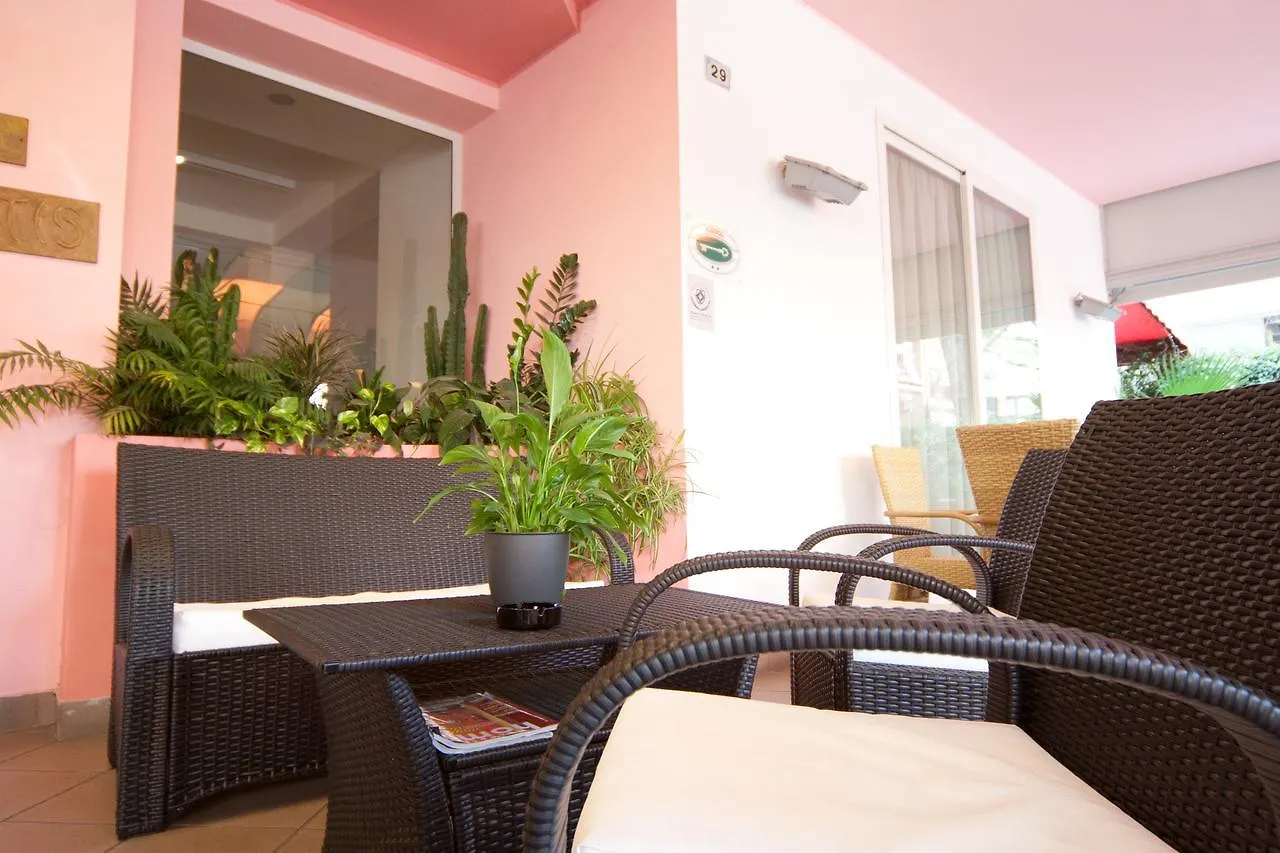 Hotel Myosotis Riccione 2*,  Itália